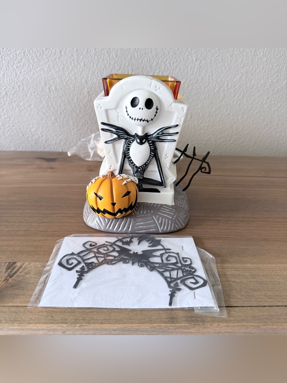 NWB Disney Jack Skellington Pumpkin King full size Scentsy warmer retired 2019